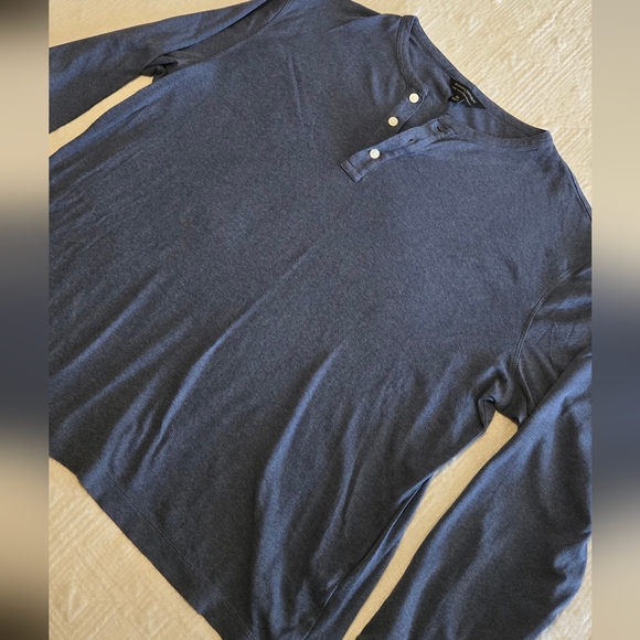 Banana Republic men's henley, size XL - Picture 1 of 6